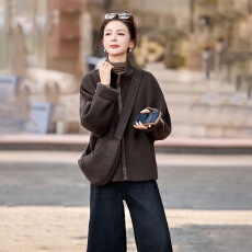 批发小个子复古设计连帽羽绒棉服女2025冬季新款保暖加厚面包短款棉衣