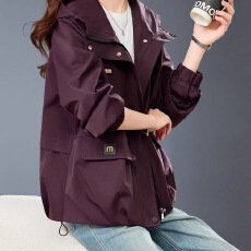 批发短款风衣<b class='q'>外套</b>女春秋<b class='q'>休闲</b>大码洋气上衣2026新款流行爆款早春装夹克