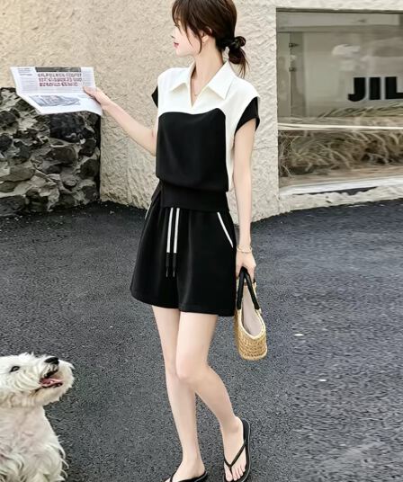 프랑스식 고급 센스 캐주얼 스포츠 슈트 여성 여름 슬림해 보이는 품격 패치워크 폴로 칼라 반팔 하이웨이스트 반바지 투피스 세트