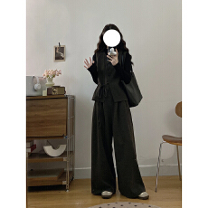 批发秋装搭配一整套大码<b class='q'>胖</b><b class='q'>mm</b>打底衫马甲阔腿裤高级好看叠穿三件套装女