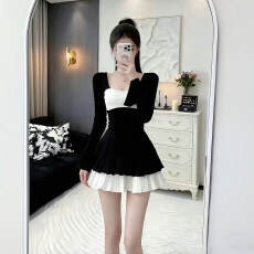 批发秋冬新款法式气质轻奢御姐风撞色方领<b class='q'>连衣裙</b>女收腰拼接<b class='q'>百褶</b>短裙子