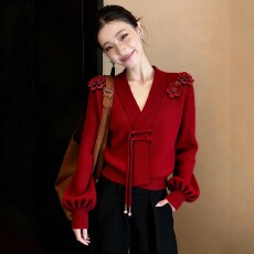 批发法式轻熟风高级感V领针织衫<b class='q'>女</b>2026早秋<b class='q'>新款</b>立体花朵设计减龄上衣