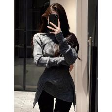 批发2026年冬季<b class='q'>森林</b>北同款黑色不规则毛衣气质高级感显瘦miu<b class='q'>系</b>针织衫