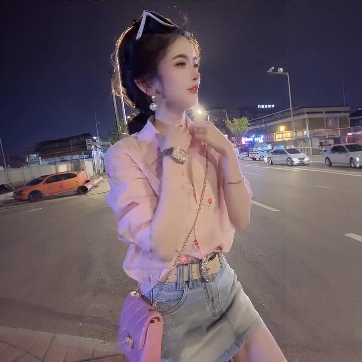 한 부서 부드러운 달콤함 꽃무늬 폴로 칼라 셔츠 여자 2026 새로운 초여름 자외선 차단 루즈핏 표지 고기 슬림해 보이는 맨위