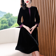 批发复古丝绒<b class='q'>连衣裙</b>女2025秋季新款修身显瘦年轻妈妈<b class='q'>桑蚕丝</b>真丝裙