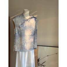 批发高端香云纱上衣新中式国风年轻款小飞袖<b class='q'>改良</b><b class='q'>旗袍</b>衬衫斜襟蓝色人丝