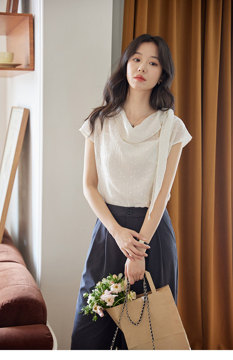 화이트 흔들다 칼라 리본 조금 프린트 주간 실크 여성 셔츠 2026 여름 새로운 레트로 품격 풀오버 맨위