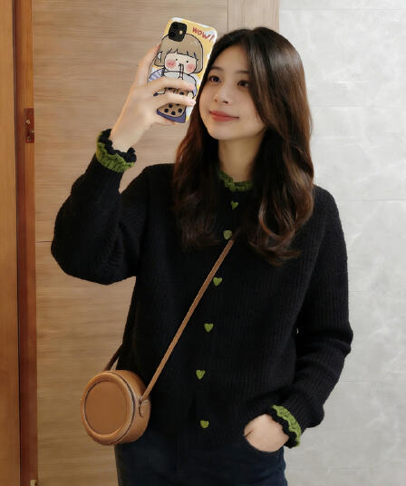 블랙 녹색 배색 프릴 페이크 레이어드 니트 오픈 가디건 2026 여름 한 부서 자이언트 잘 생긴 다용도 Chic 맨위 여성