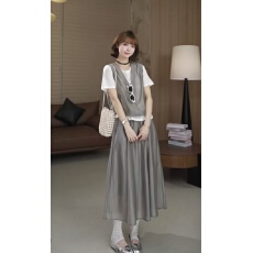 批发薇薇绮】天丝假两件拼接上衣搭半身裙显瘦中长款裙子套装