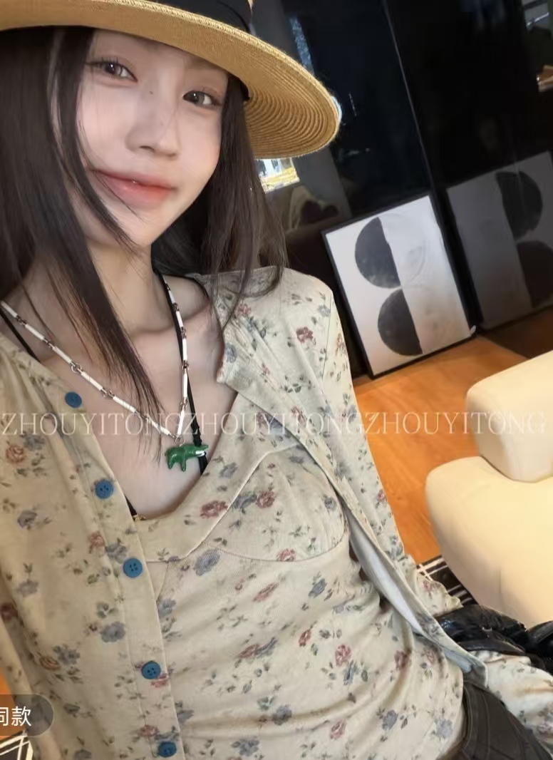 떨어지는 꽃 놀란 비 디자인 센스 프랑스식 부드러운 분위기 센스 꽃무늬 슬립 오픈 가디건 투피스 세트 한푸