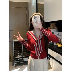 批发法式高级感蝴蝶扣海军领<b class='q'>针织</b><b class='q'>开衫</b>女2026早春新款长袖修身外搭上衣