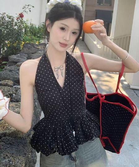 한 부서 핫걸 도트 무늬 레이스업 행침 목 캐미솔 여름 섹시한 아름다움 뒤로 몸매 가꾸기 순수한 욕망 외출용 짧은 맨위