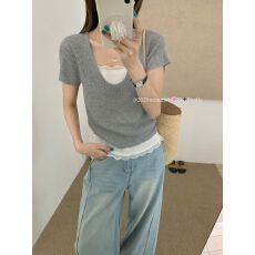 批发韩系撞色<b class='q'>蕾丝拼接</b>假两件短袖针织衫2026夏季修身显瘦独特百搭上衣