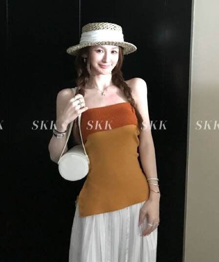 한 부서 배색 패치워크 포장 브로치 짠 셔츠 조끼 2026 여름 몸매 가꾸기 슬림해 보이는 핫걸 패션 다용도 맨위 여성