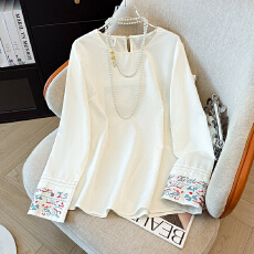 批发新中式花萝提花<b class='q'>刺绣</b>拼接长袖<b class='q'>衬衫</b>2026春新款白色圆领休闲别致上衣