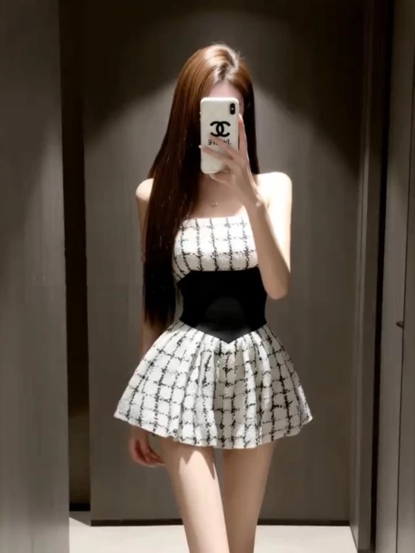 섹시함 오프숄더 체크무늬 튜브탑 여성 드레스 여름 핫걸 바람 디자인 센스 허리 수축 슬림해 보이는 한 마디 짧은 치마
