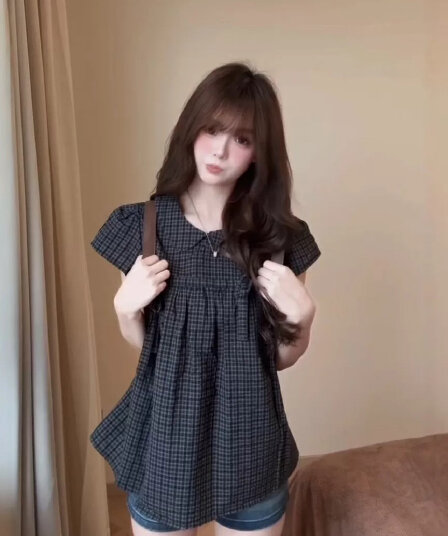 일본식 달콤함 베이비 칼라 체크무늬 거품 소매 스트랩 반팔 여성 셔츠 여름 허리 수축 캐주얼 바람 슬림해 보이는 맨위