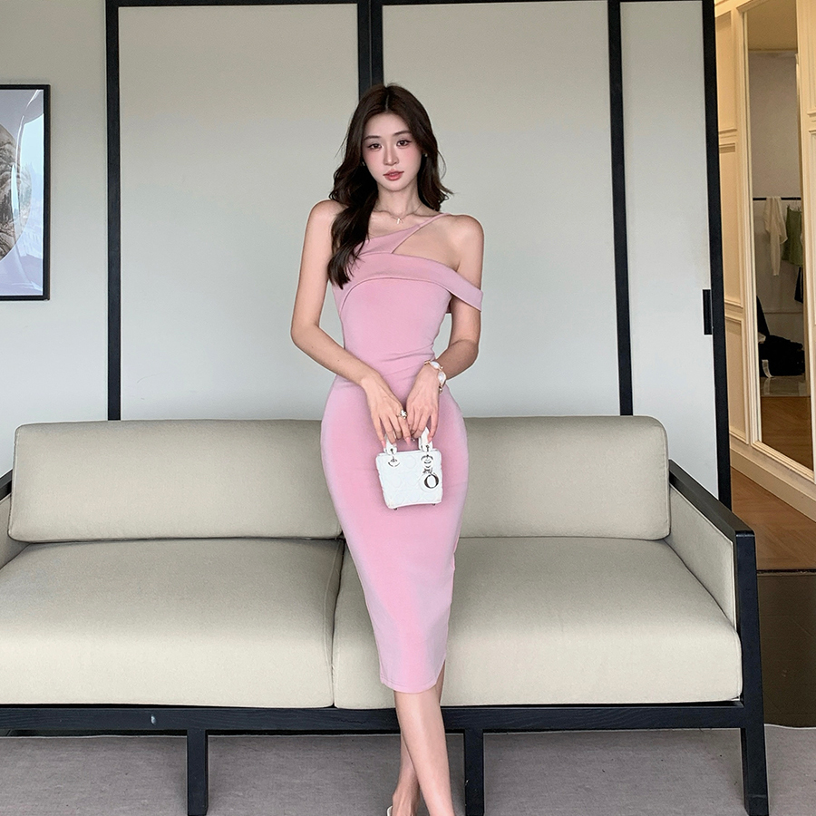 여름 몸매 가꾸기 슬림해 보이는 타이트 스커트 치마 센스 비스듬한 어깨 불규칙 작은 셔츠 오프숄더 슬립 맨위 순수한 욕망 드레스