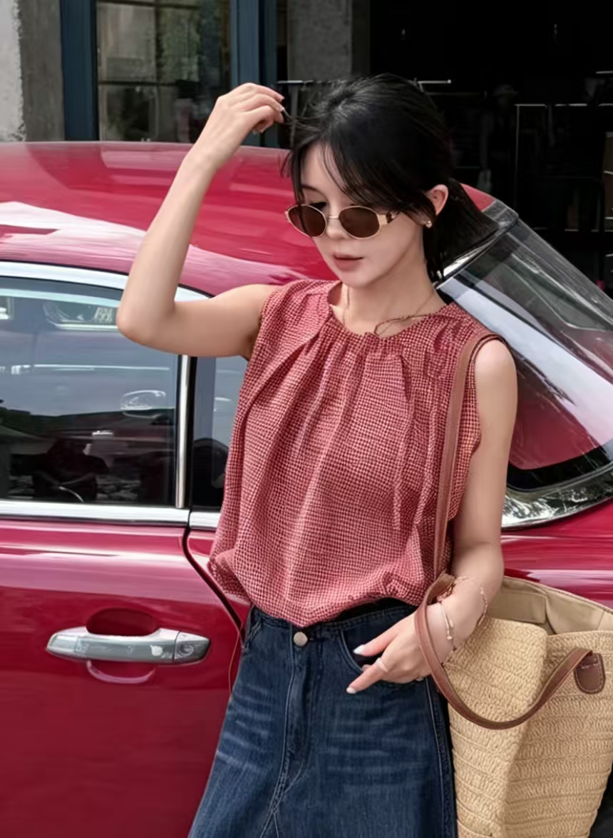 빨간색 체크무늬 맨위 디자인 센스 민소매 셔츠
