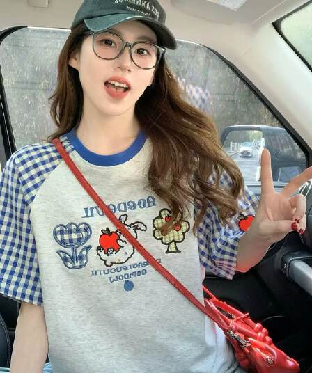 220 그램 순면 이후 패키지 칼라 체크무늬 배색 삽입 어깨 반팔 티셔츠 여성 2026 여름 프린트 맨위