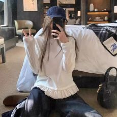 批发甜美褶皱花边下摆圆领长袖2026春秋季韩版简约百搭白色内搭上衣女