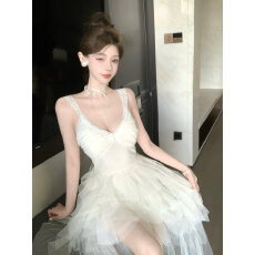 批发实拍法式V领吊带连衣裙夏季超仙收腰网纱<b class='q'>礼服</b>A字蓬蓬连衣裙