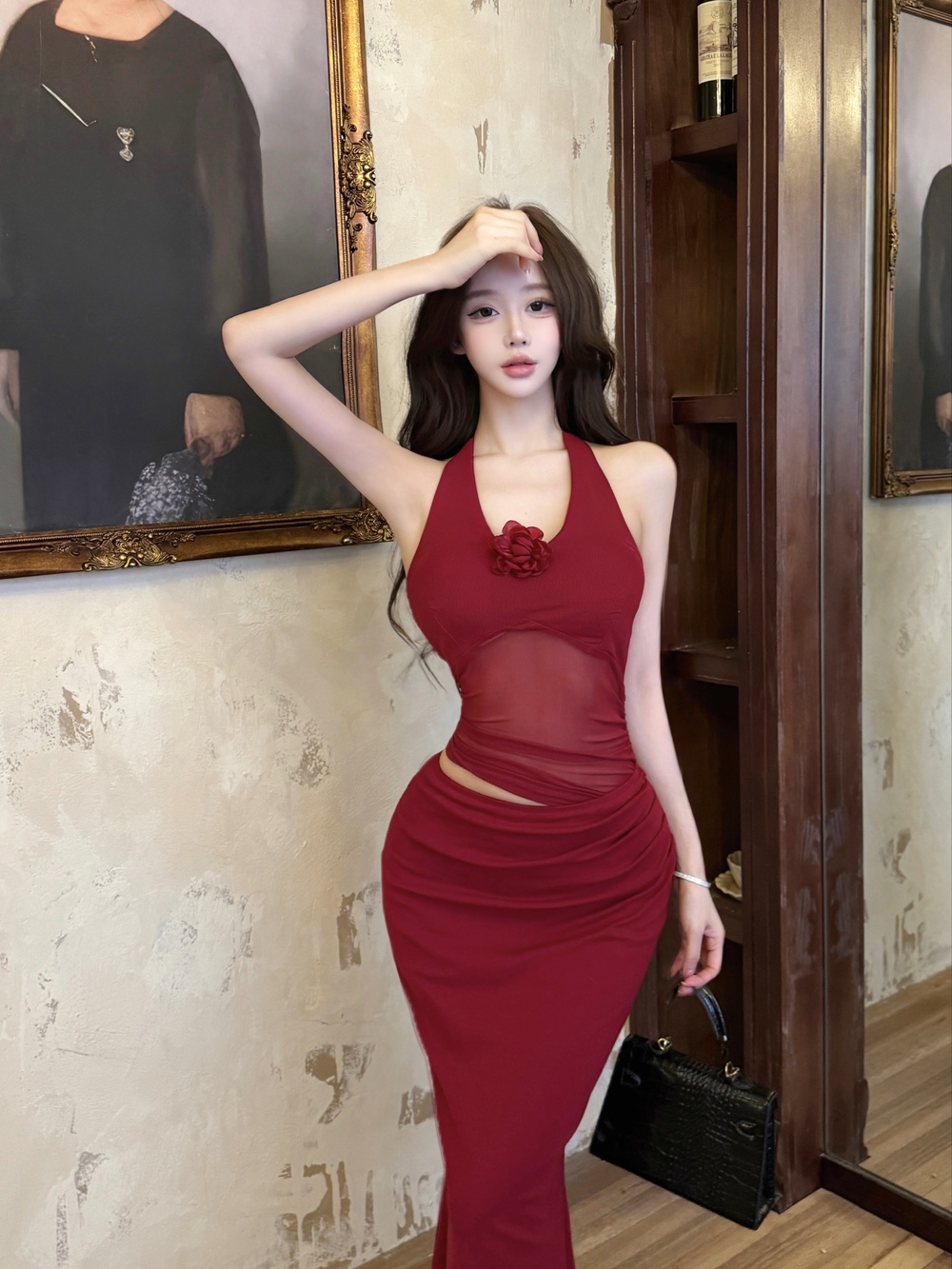 실사 순수한 욕망 빨간색 꽃 백리스 행침 목 몸매 가꾸기 디자인 센스 휴가 품격 예복 드레스