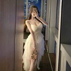 批发实拍法式富家千金轻奢生日party网纱<b class='q'>礼服</b>拖尾公主裙