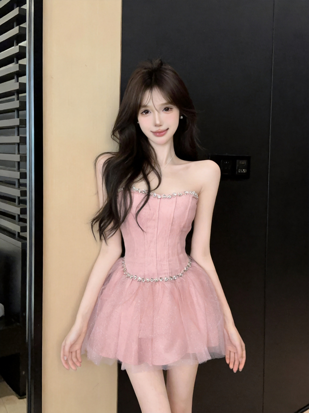 실사 명문 여성 품격 반짝임 스와로브스키 퍼프 망사 섹시함 포장 가슴 드레스