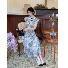 批发新中式国风盘扣领优雅连衣<b class='q'>裙</b>女夏季新款设计感水墨画小飞袖碎花<b class='q'>裙</b>