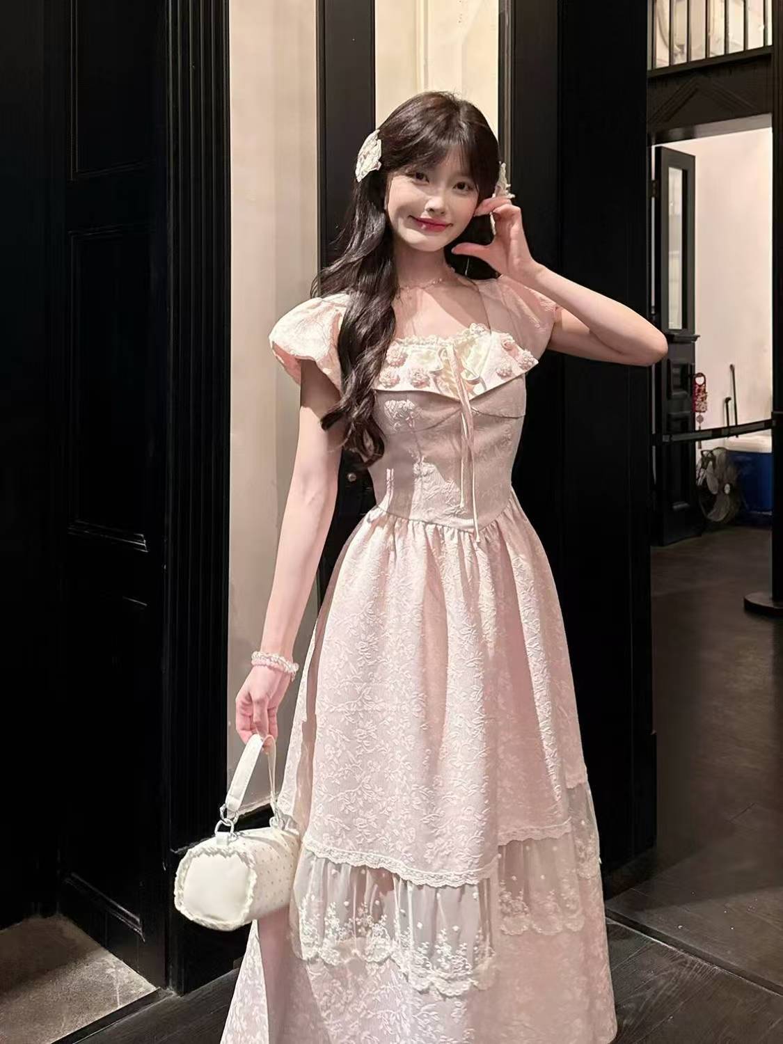 연인 우우 우우 여름 부드러운 달콤함 자수 레이스 조각 거품 소매 허리 수축 슬림해 보이는 여성 드레스