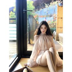 批发kubiliv【心动邂逅 】纯欲氛围感半高挂脖系带露肩<b class='q'>灯笼</b>袖衬衫上衣