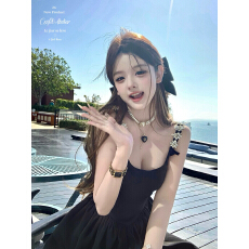 批发迟伞伞26/ss 暮色钻光 钉钻黑色露背miu系连衣裙女收腰<b class='q'>显瘦</b>吊带裙