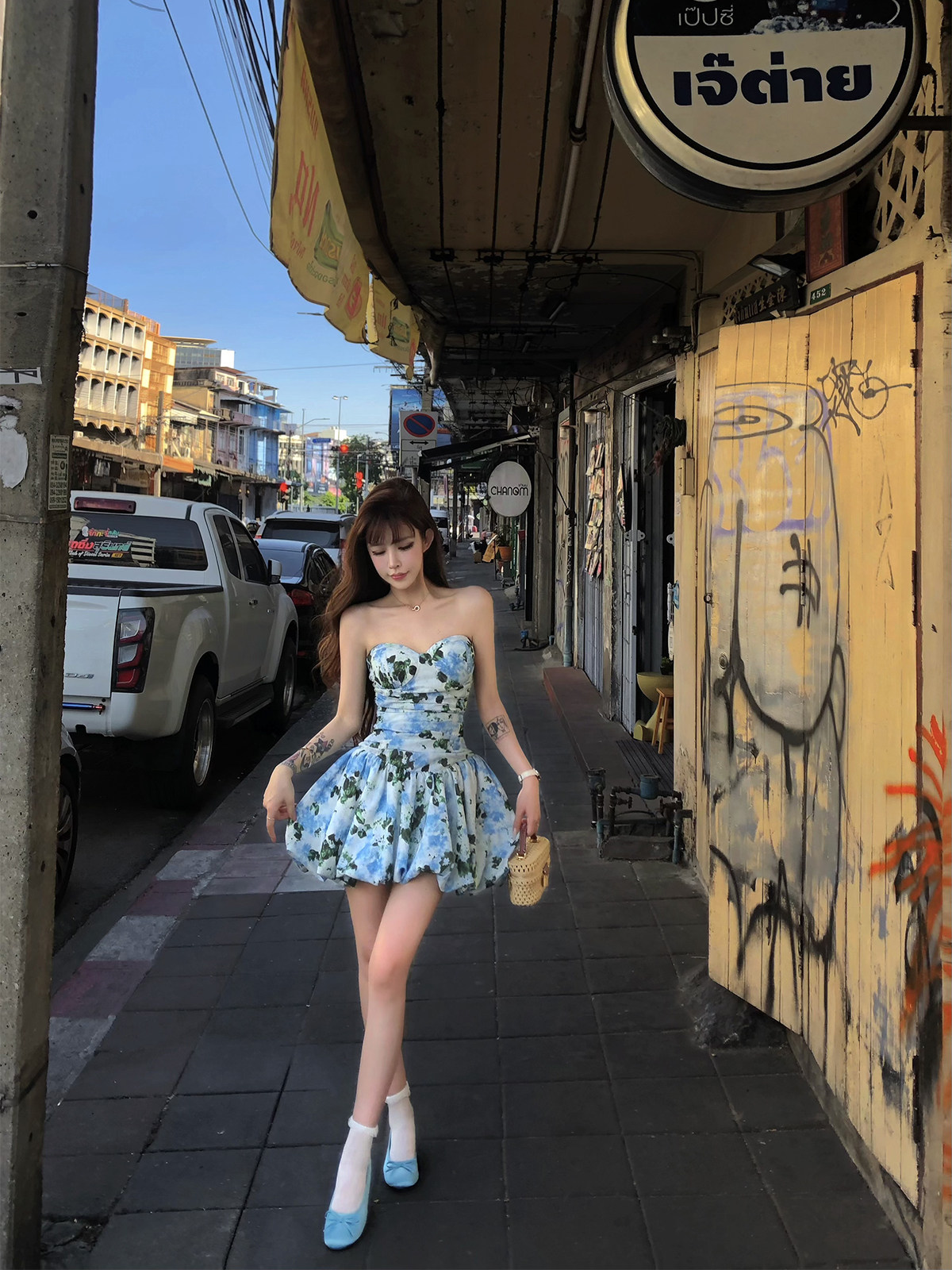 이모 barbey 마요네즈 서울 정원 파란색 꽃무늬 드레스 허리 수축 퍼프 스커트 반신 미니 스커트