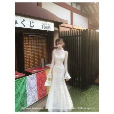 批发SISI JIANG“铃木纱雪”法式优雅气质<b class='q'>赫本</b><b class='q'>风</b>蕾丝收腰白色连衣裙