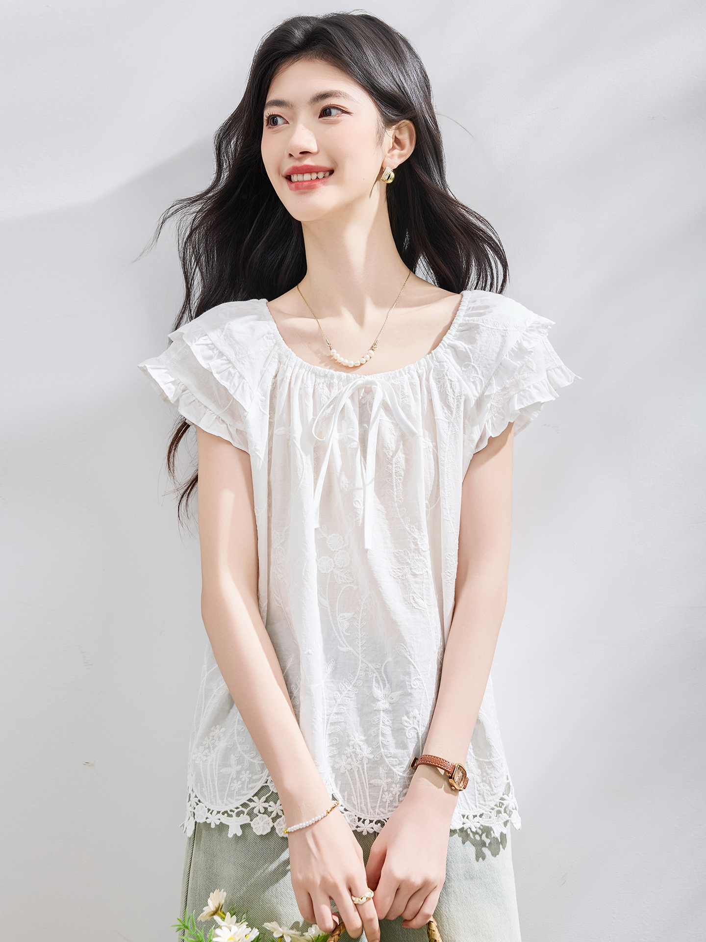 재고 있음 2026 여름 새로운 일본식 달콤함 Feifei 소매 자수 셔츠 맨위 여성 화이트 작은 셔츠 연령 감소 맨위