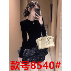 批发法式富家千金miu系穿搭黑色丝绒拼接<b class='q'>波点</b><b class='q'>连衣裙</b>女2025新款小个子