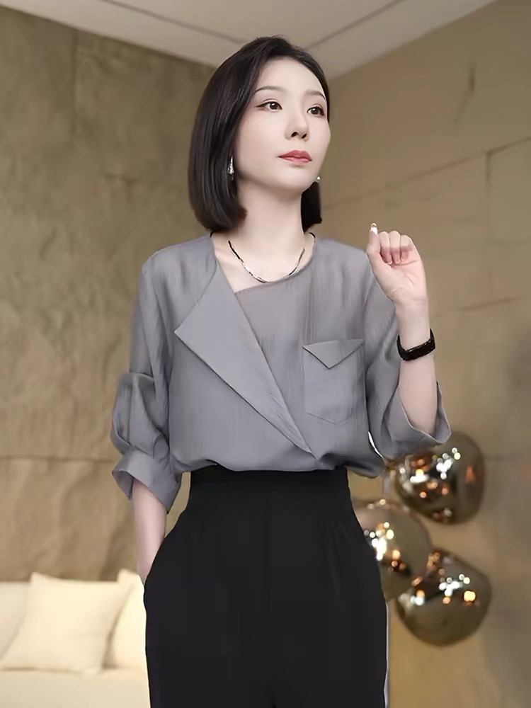2026 여름 새로운 반팔 셔츠 Chic 작은 대중 고급 센스 디자인 센스 출퇴근 한 부서 패션 미니멀리즘 다용도