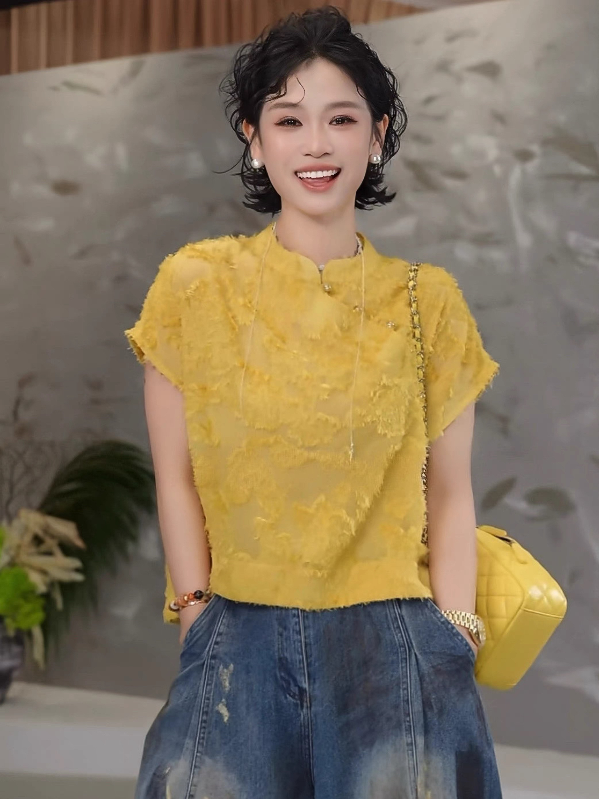 기타 푸 음악 구름 이순신 2026 여름 새로운 새로운 중식 국풍 비스듬한 襟 백 표지 소매 단색 베스트
