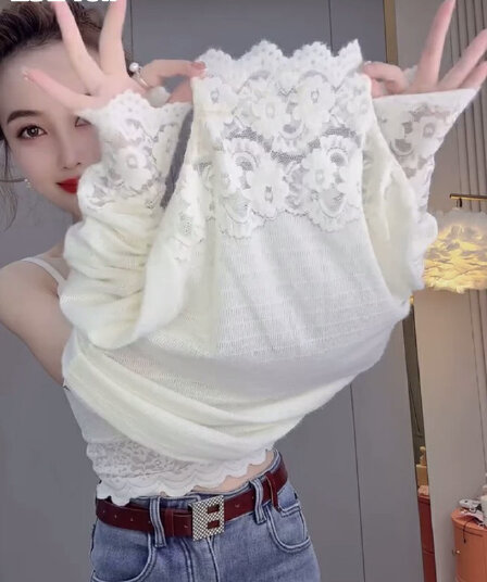 겨울 2026 새로운 패치워크 레이스 디자인 센스 긴팔 티셔츠 여성 의류 작은 대중 몸매 가꾸기 슬림해 보이는 기본 셔츠 맨위