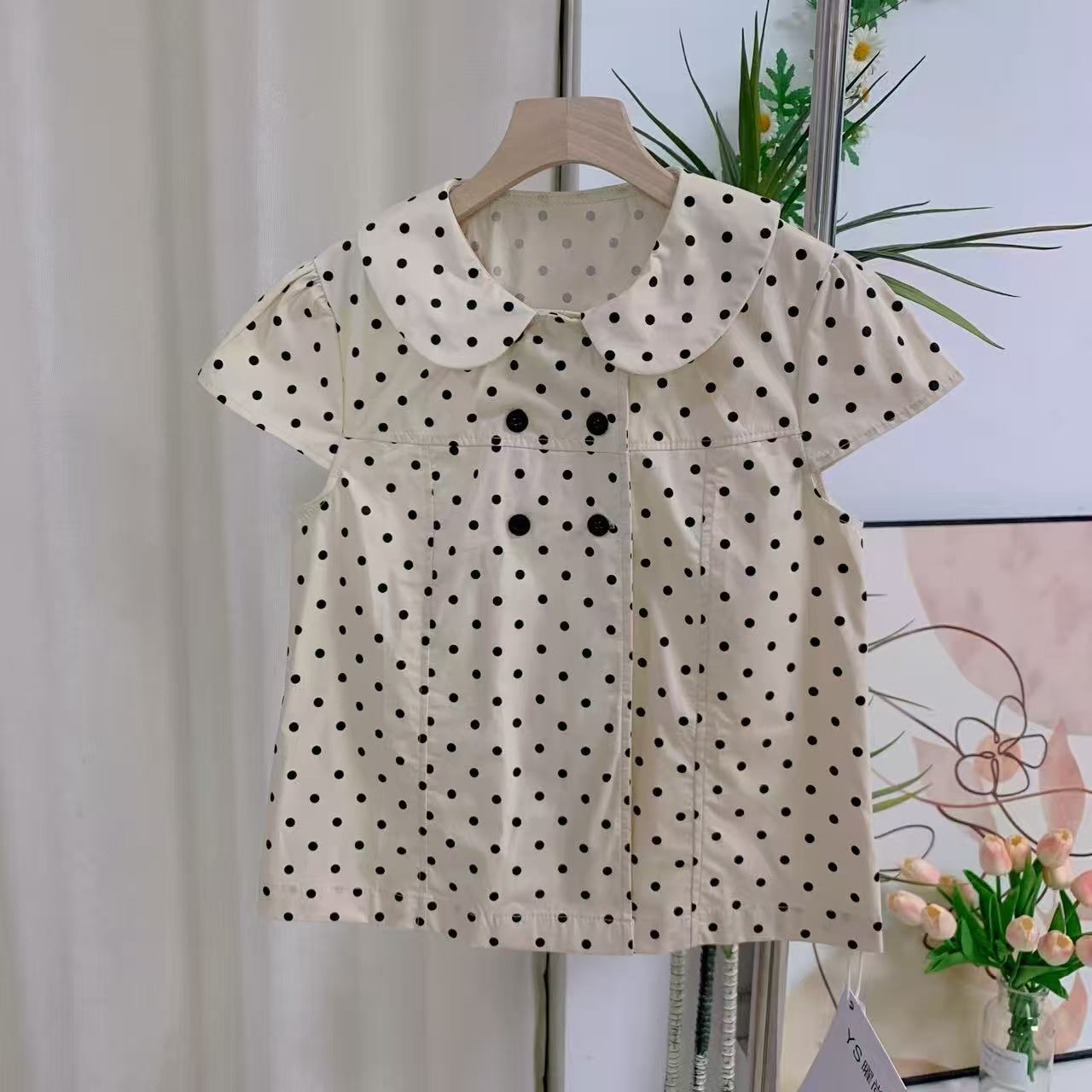 ptonumi 쿠키 깨진 볼륨 도트 무늬 베이비 칼라 반팔 여성 셔츠 여름 이중 버튼 달콤함 백 잡아라. 옷