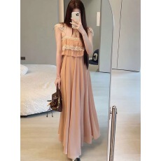 批发法式大码长款吊带连衣裙女2026新款小飞袖拼接蕾丝a字裙度假<b class='q'>长裙</b>