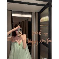 批发莲的百万  夏日轻氧  薄荷绿抹胸<b class='q'>蓬蓬裙</b> 网纱连衣裙