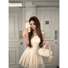 批发迟<b class='q'>伞</b><b class='q'>伞</b>26/ss 云絮轻语 亚麻羊毛蝴蝶结无袖背心<b class='q'>裙</b>+单扣开衫两色入