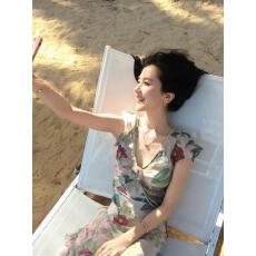 批发RealisationPar 连衣裙V领轻盈油画感<b class='q'>真丝</b>斜裁长款茶歇裙