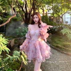 批发Catyears猫年【03.01满减+新品95折】仲夏少女~碎花印花连衣裙