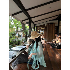 批发si服不规则荷叶边<b class='q'>小衫</b>半裙