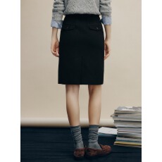 批发柔雾感环保黑色麂皮半身<b class='q'>裙</b>女小个子秋新款直筒极简短<b class='q'>裙</b>