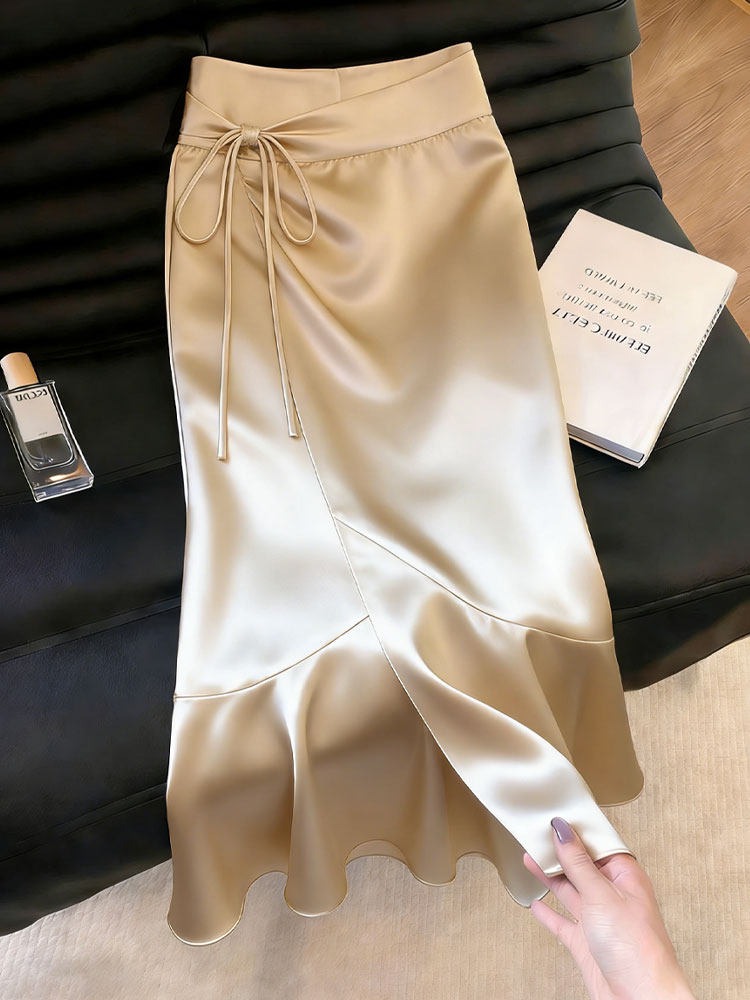 샴페인 트임 디자인 센스 반 스커트 여성 2026 여름 새로운 기질 우아함 질감 빛 럭셔리 바람 치마