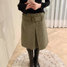 批发法式复古橄榄绿人字纹加厚毛呢<b class='q'>半身</b>裙女秋冬新款百搭高品质中长裙